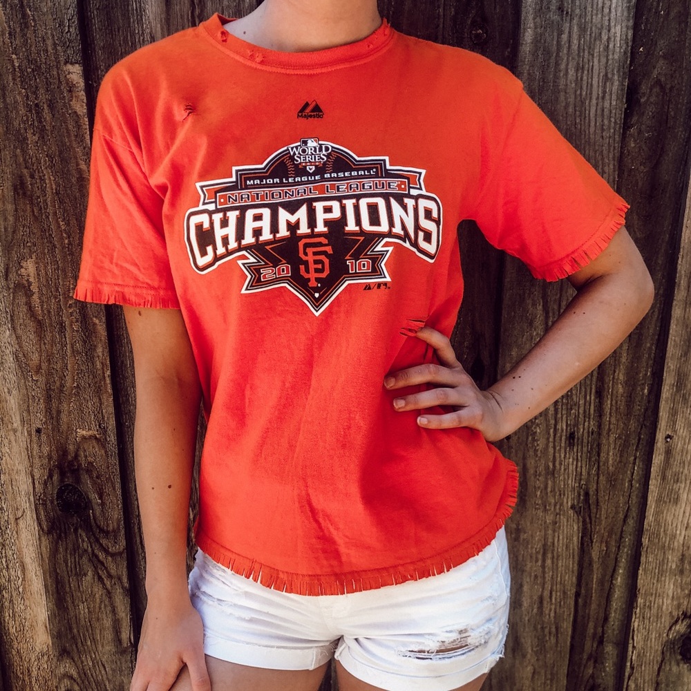 SF Giants ⚾️ Distressed Tee